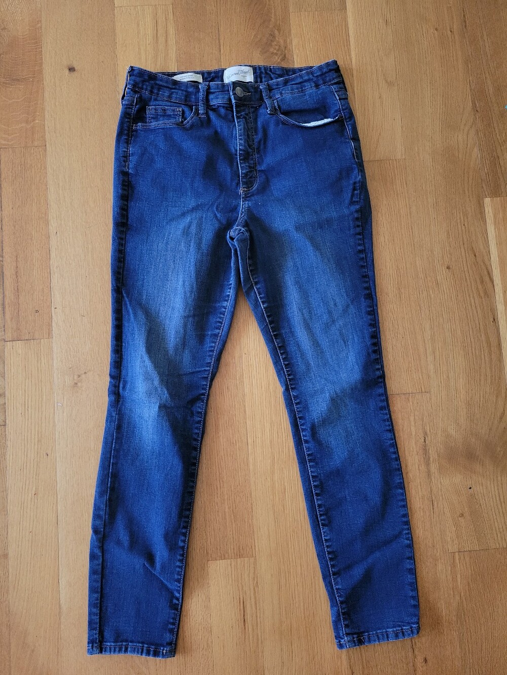 Women's size 10 High Rise Skinny Jeans
